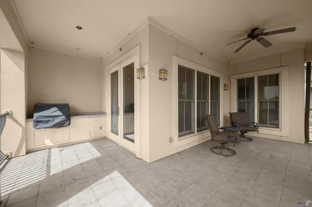 $749,000 | 990 Stanford Avenue, Unit 504, Baton Rouge, LA 70808