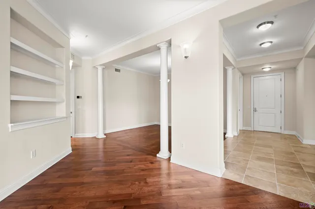 $749,000 | 990 Stanford Avenue, Unit 504, Baton Rouge, LA 70808