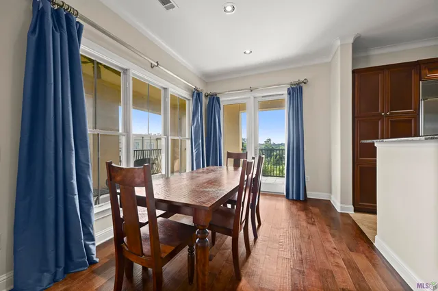 $749,000 | 990 Stanford Avenue, Unit 504, Baton Rouge, LA 70808