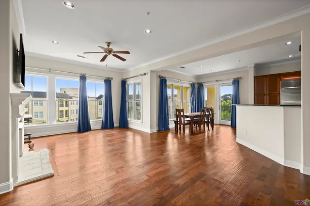 $749,000 | 990 Stanford Avenue, Unit 504, Baton Rouge, LA 70808