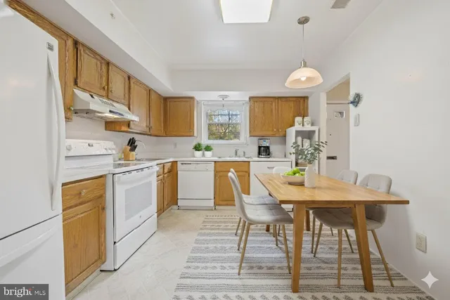 $249,900 | 127 Hampstead Drive, Unit 127, Ambler, PA 19002