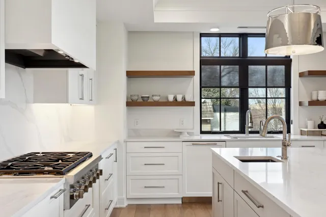 $1,799,000 | 6456 Yosemite Avenue, Chanhassen, MN 55331