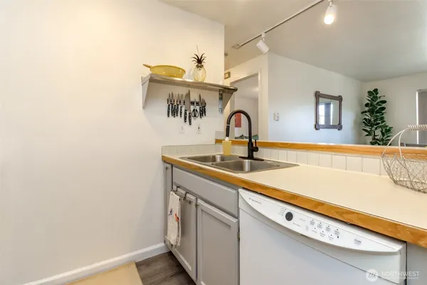 $249,000 | 22810 30th Avenue South, Unit C203, Des Moines, WA 98198