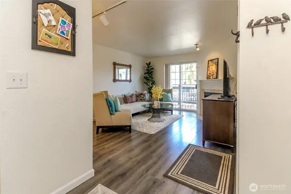 $249,000 | 22810 30th Avenue South, Unit C203, Des Moines, WA 98198