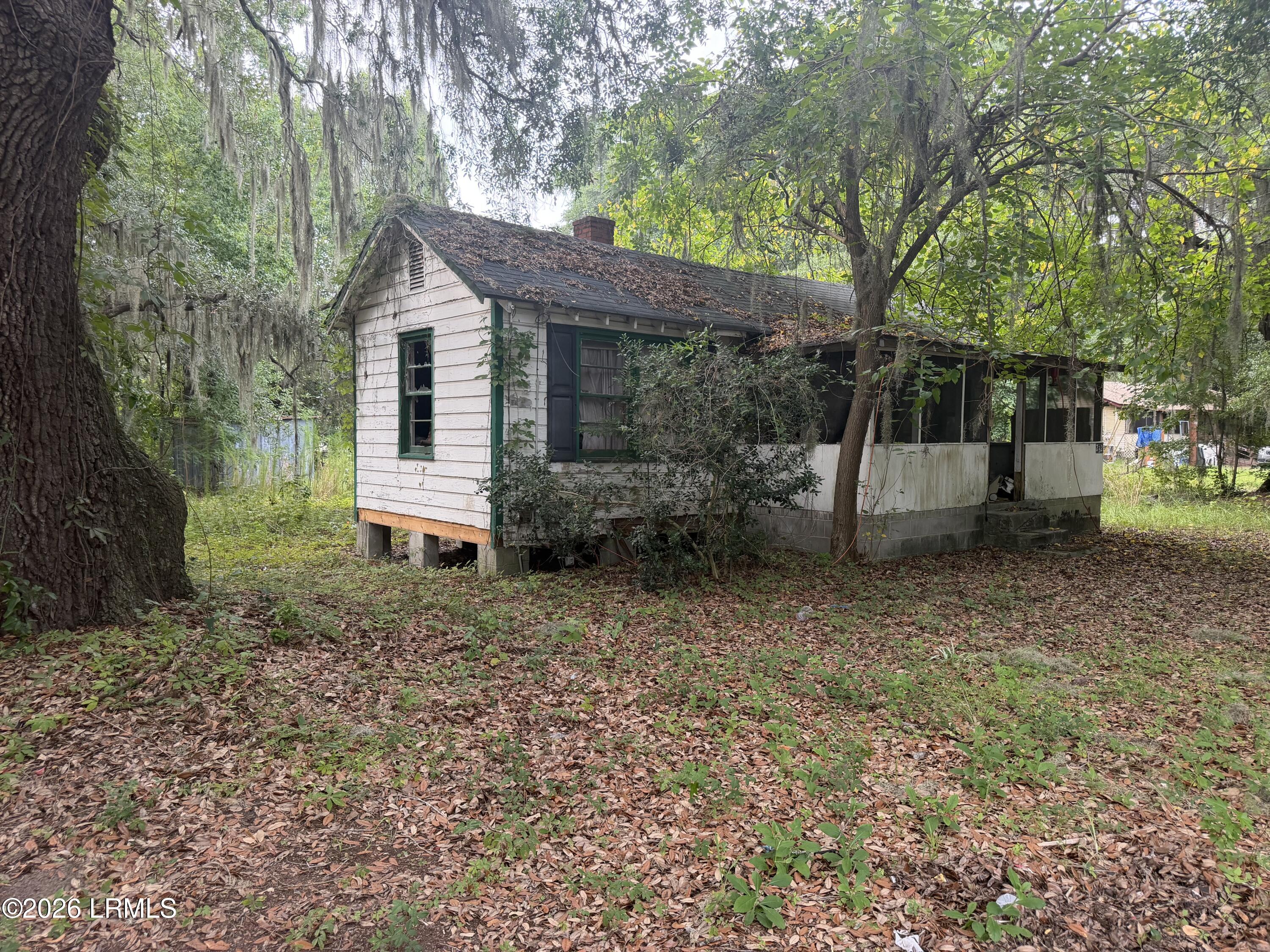 232 Shanklin Road Beaufort, SC 29906 - Photo 3 of 8 3