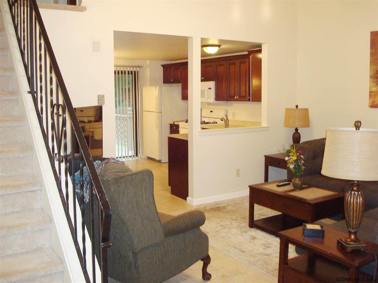 42 Wake Robin Road Malta, NY 12020 - Photo 4 of 17 Photo 4