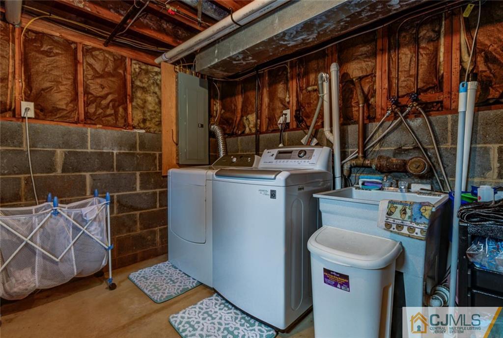 40 Smith Road Somerset, NJ 08873 - Photo 18 of 22 a utility room with dryer and washer