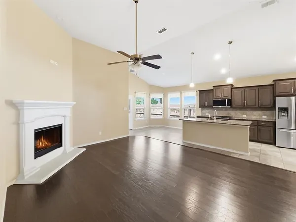 $350,000 | 11213 Dorado Vista, Fort Worth, TX 76052