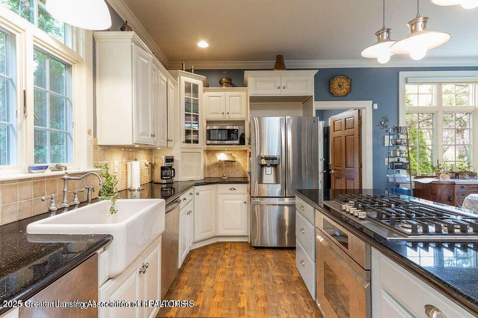 620 Ardson Road East Lansing, MI 48823 - Photo 26 of 95 26