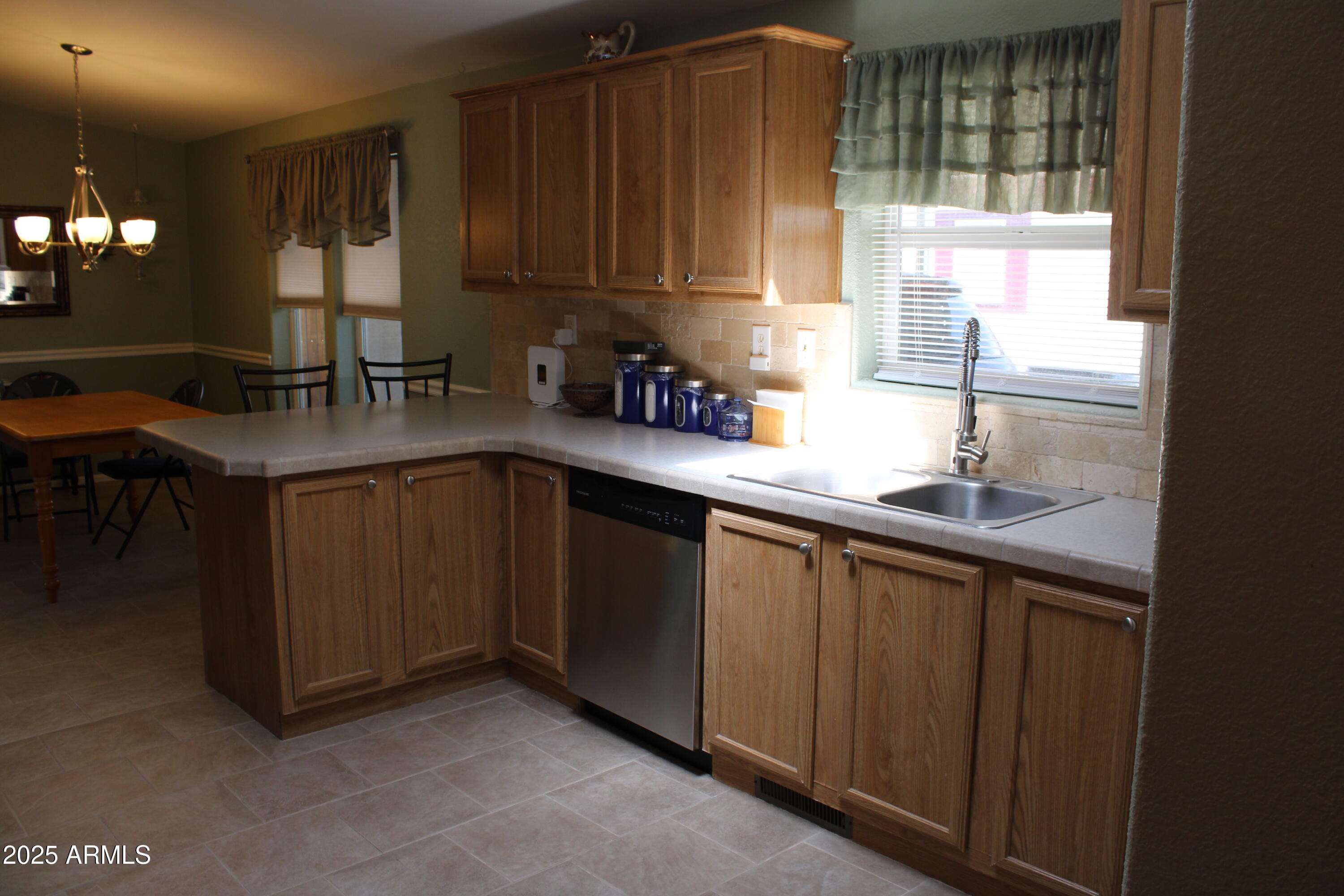 16101 North El Mirage Road, Unit 378 El Mirage, AZ 85335 - Photo 7 of 31 IMG_3892