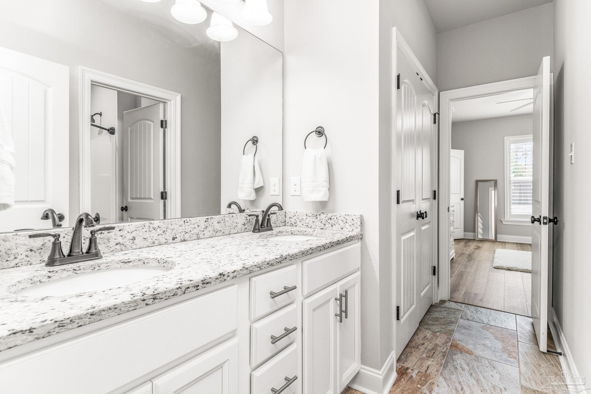 1515 Sawyers Rdg Cove Cantonment, FL 32533 - Photo 12 of 37 Gallery Image 12