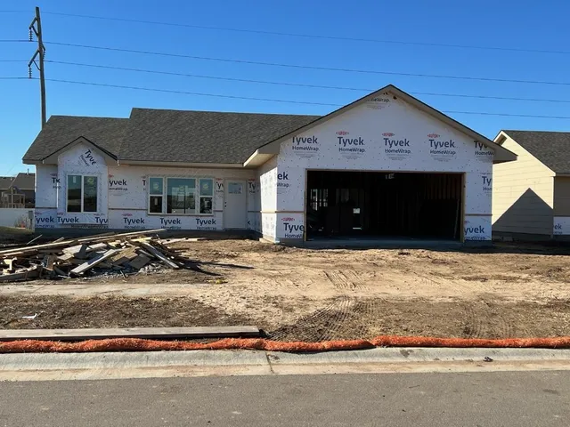 $256,000 | 1617 North Kentucky Lane, Wichita, KS 67235