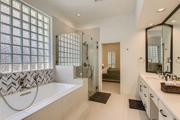 $5,500 | 9322 Simmons Road, Austin, TX 78759