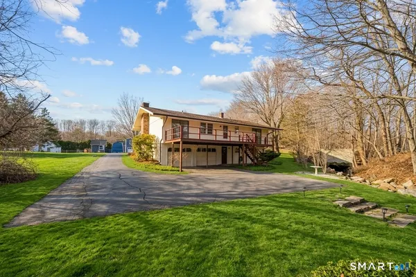 $425,000 | 296 Valley Shore Drive, Guilford, CT 06437