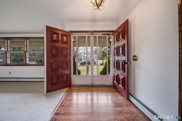 $425,000 | 296 Valley Shore Drive, Guilford, CT 06437