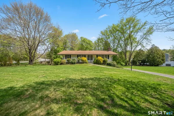 $425,000 | 296 Valley Shore Drive, Guilford, CT 06437