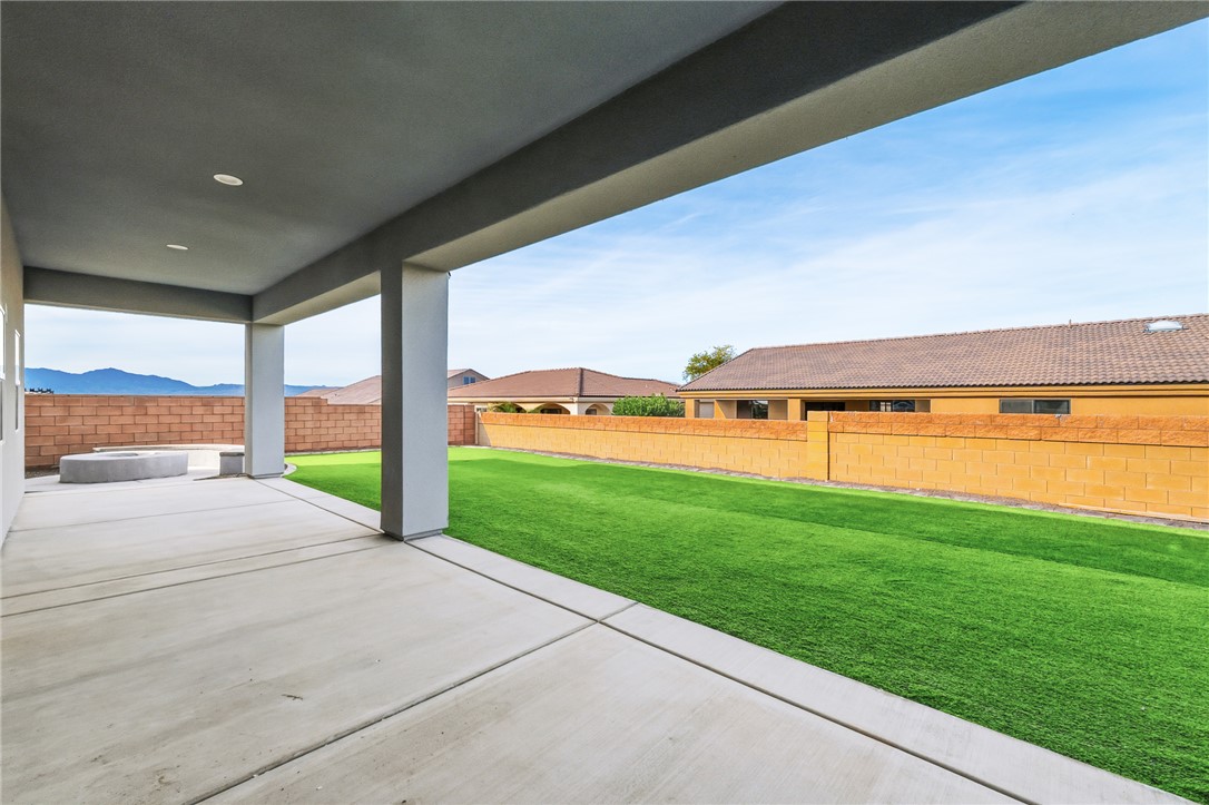 2385 Corwin Road Bullhead City, AZ 86442 - Photo 63 of 78 Patio
