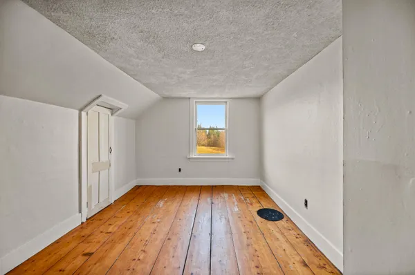 $589,900 | 2016 Highway 110, Washington, VT 05641