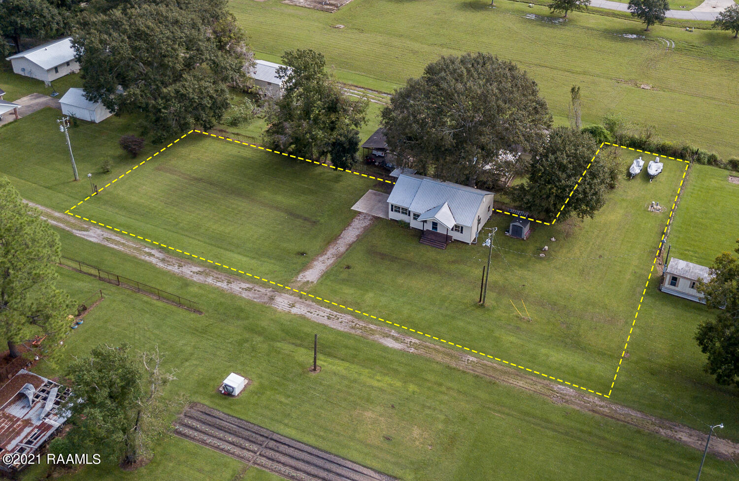 907 Piat Road Youngsville, LA 70592 - Photo 17 of 18 Gallery Image 17
