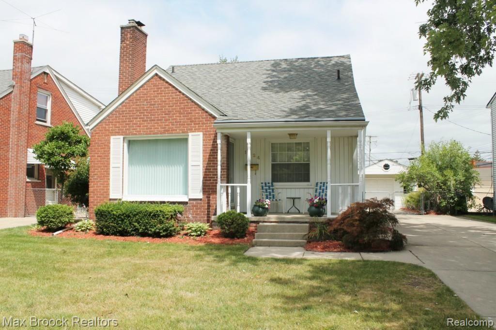 1224 Dorothea Road Berkley, MI 48072 - Photo 1 of 23 IMG_4998.jpg