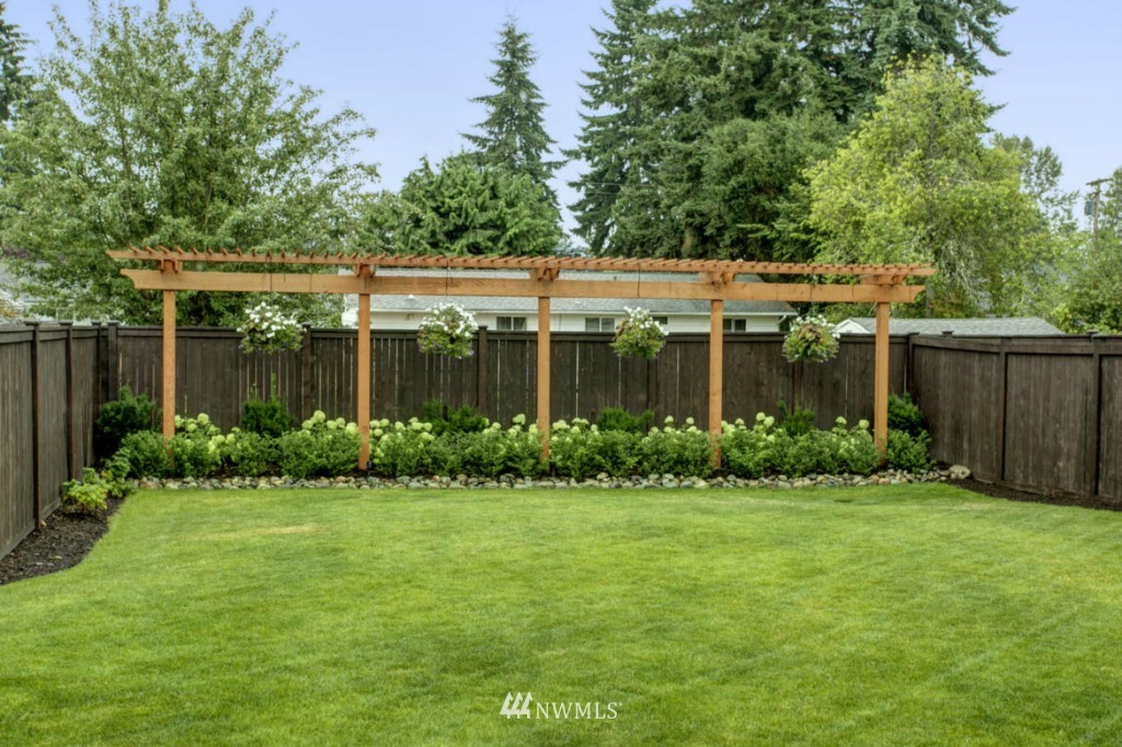 3813 Northeast 23rd Place Renton, WA 98056 - Photo 19 of 21 Gallery Image 19