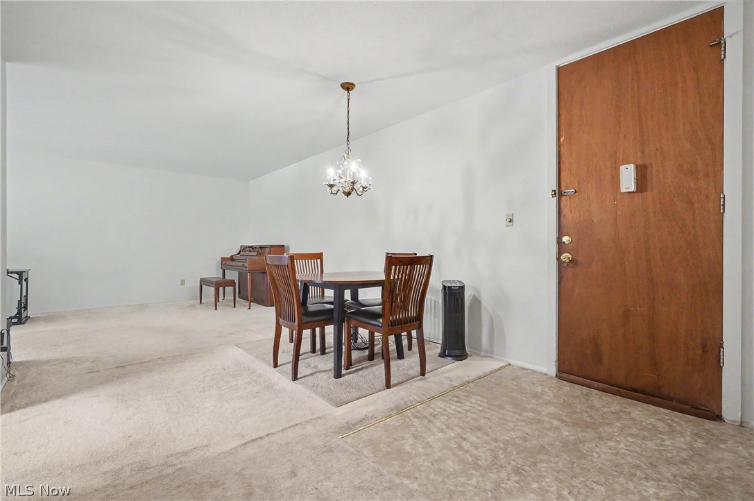3064 Kent Road, Unit 207 Stow, OH 44224 - Photo 2 of 32