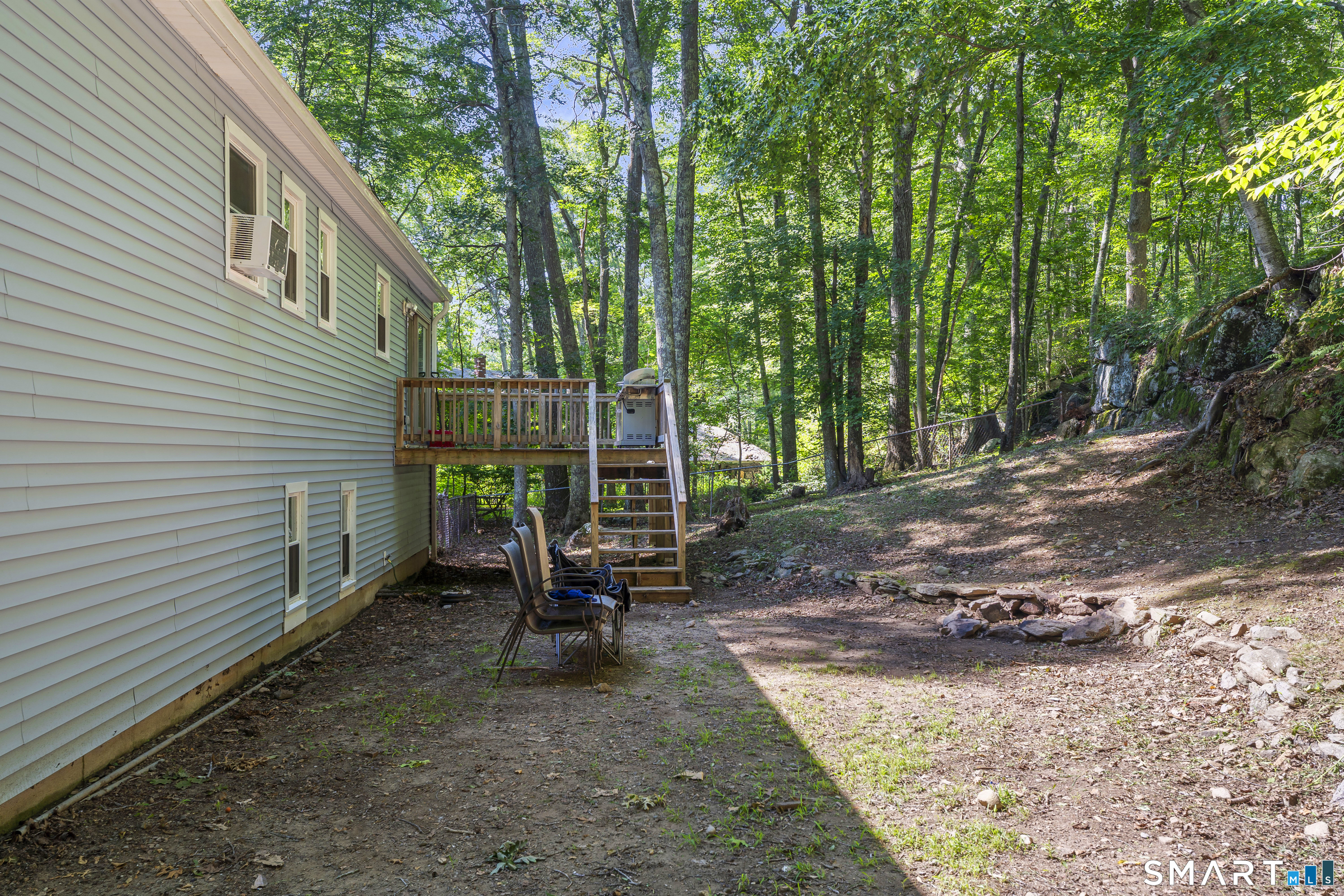 49 Ironworks Road Clinton, CT 06413 - Photo 5 of 35