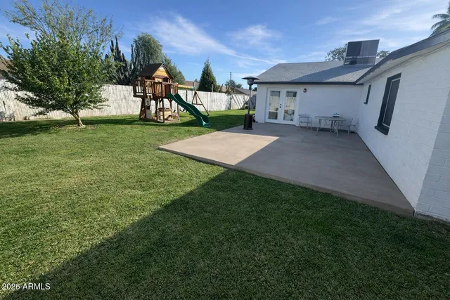 $2,400 | 4311 North 73rd Drive, Phoenix, AZ 85033