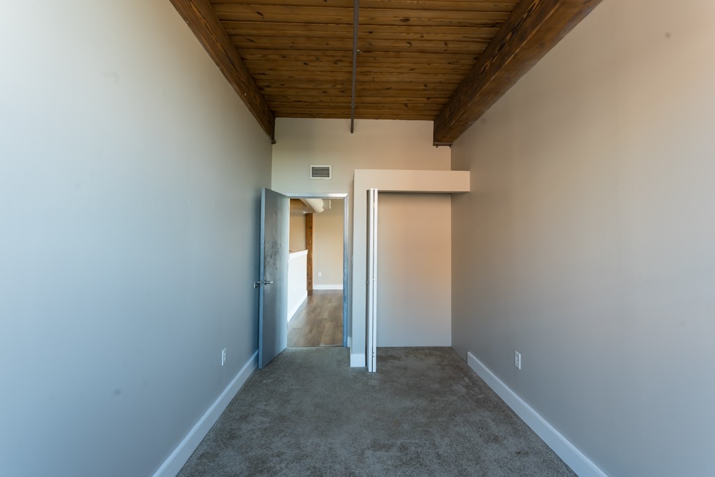 158-166 Chestnut Street, Unit 4F Springfield, MA 01103 - Photo 8 of 19