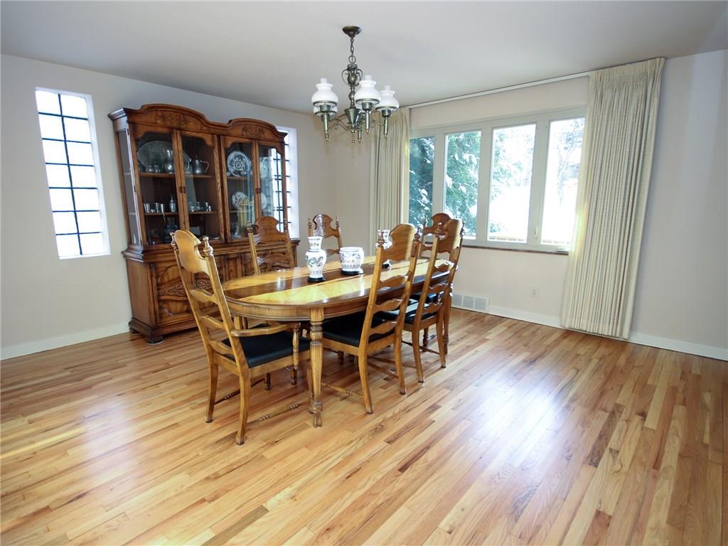 3310 Ivanhoe Road Upper St. Clair, PA 15241 - Photo 5 of 21