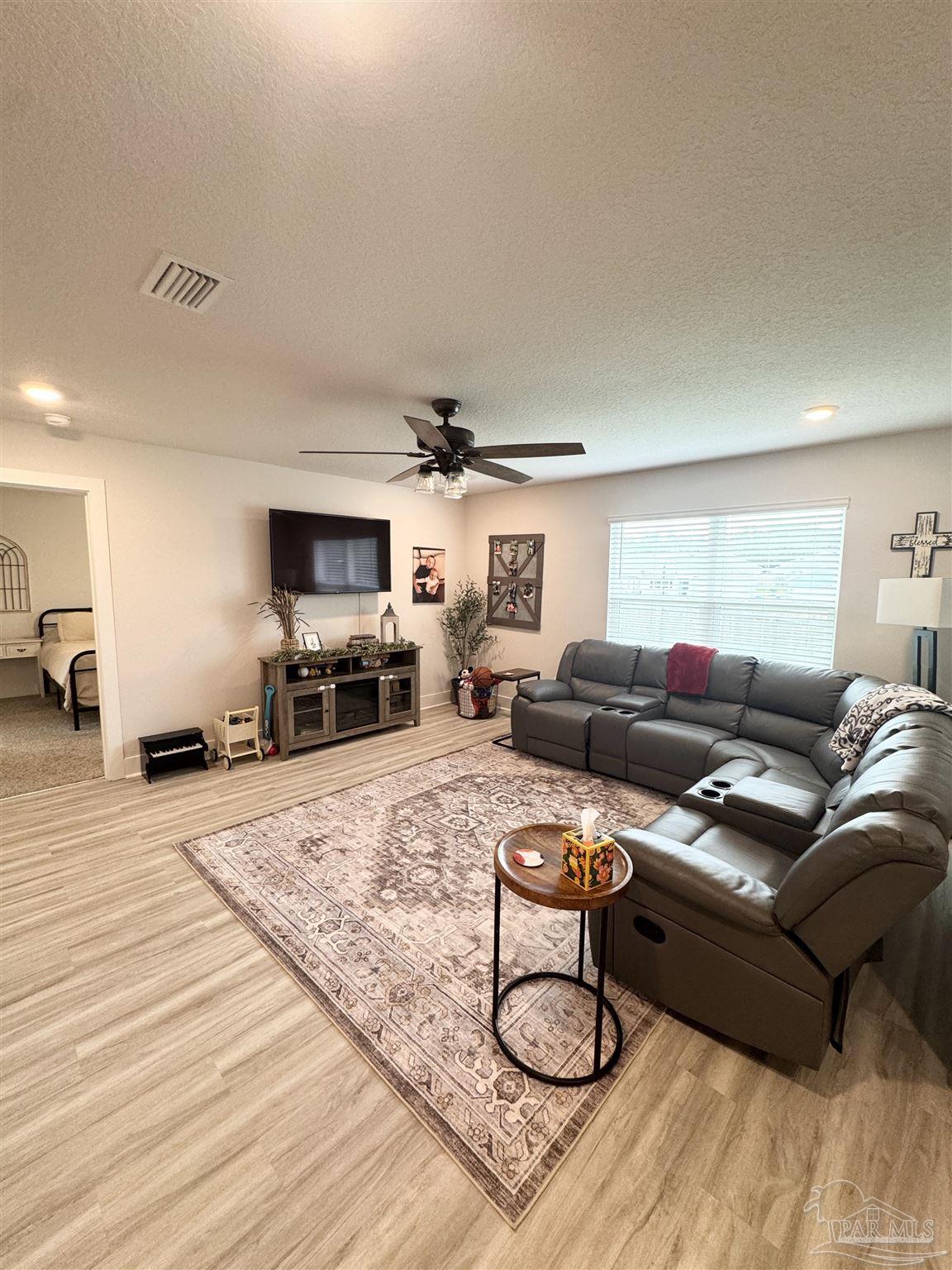 3319 Garganey Road Pace, FL 32571 - Photo 9 of 37 Gallery Image 9