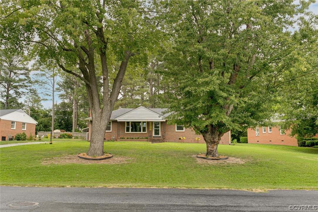 6317 Colebrook Road Richmond, VA 23227 - Photo 2 of 40 Gallery Image 2