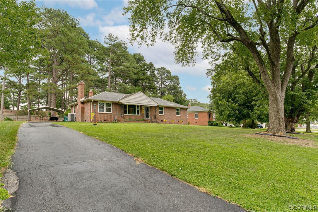 6317 Colebrook Road Richmond, VA 23227 - Photo 3 of 40 Gallery Image 3