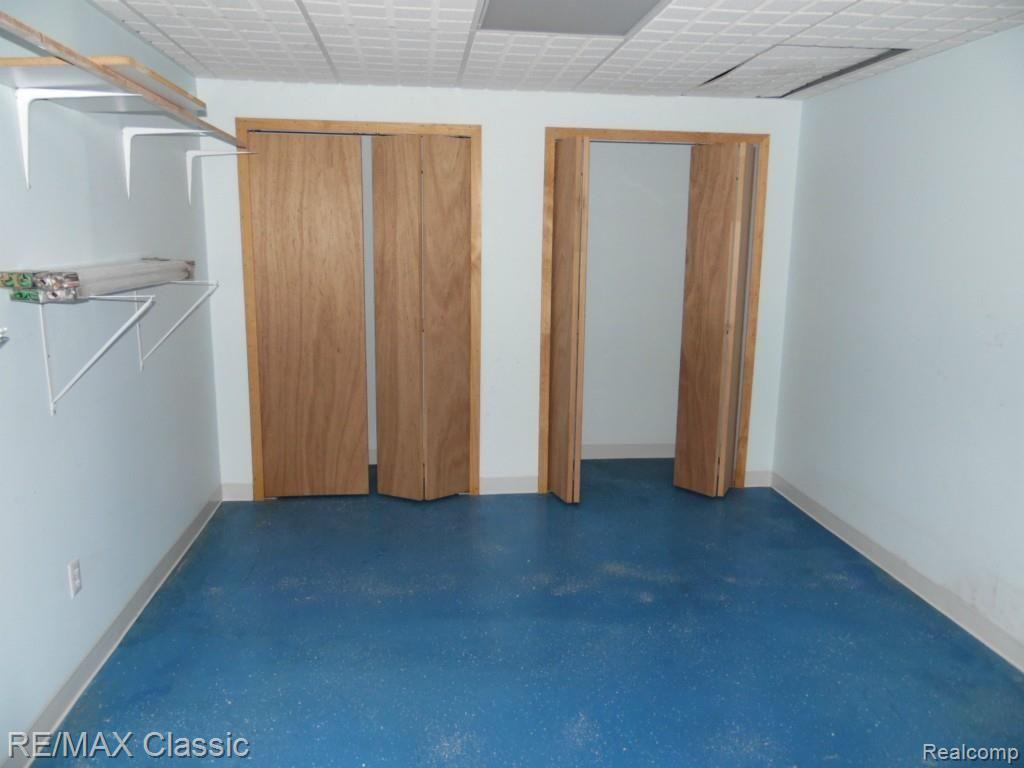 16723 Ryan Road Livonia, MI 48154 - Photo 35 of 43 SAM_6592.jpg