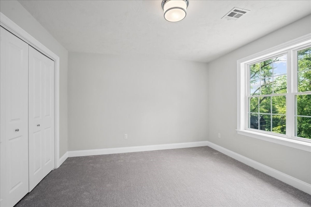 60 Sandersdale Road Charlton, MA 01507 - Photo 25 of 34 Gallery Image 25