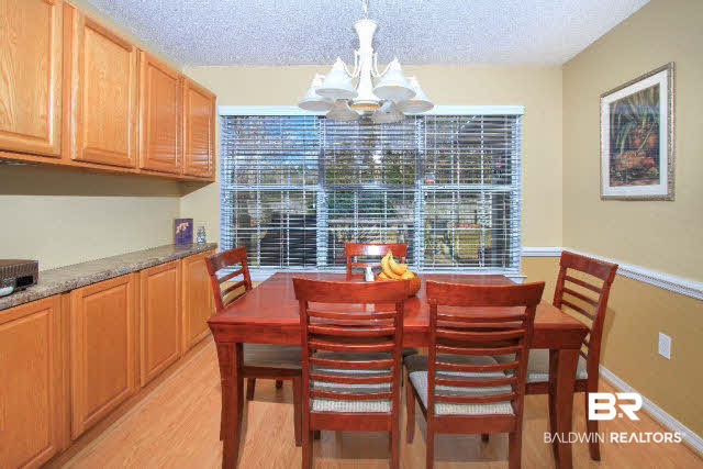 513 Orchard Lane Foley, AL 36535 - Photo 12 of 28 Breakfast Area