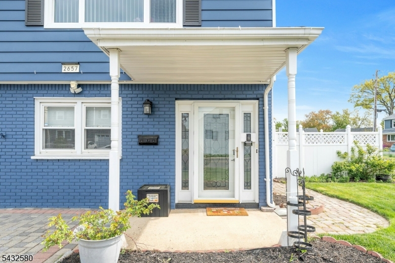 2657 Spruce Street Union, NJ 07083 - Photo 3 of 44