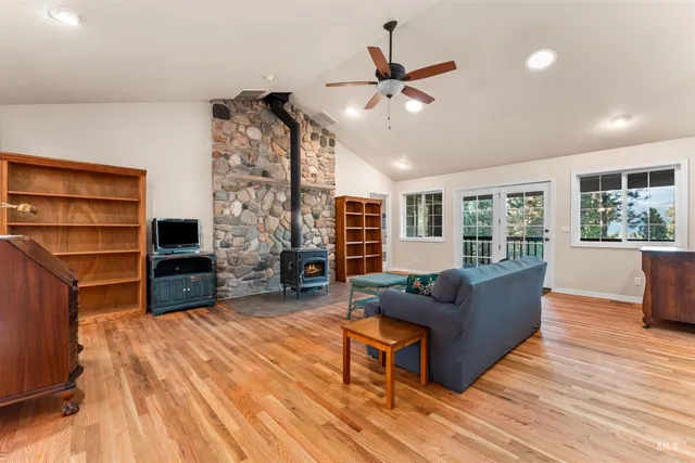 $799,900 | 149 Scriver Woods Road, Garden Valley, ID 83622