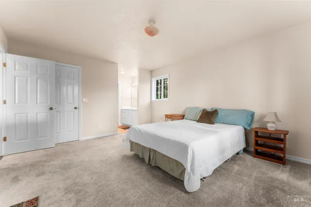 $799,900 | 149 Scriver Woods Road, Garden Valley, ID 83622