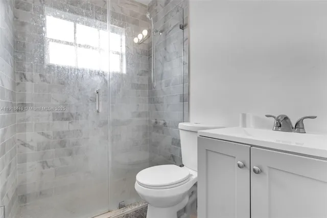 $2,800 | 3840 Southwest 91 Avenue, Unit A, Miami, FL 33165