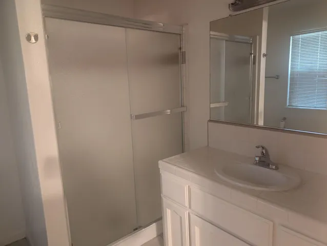 $1,125,000 | 590 West Escalon Avenue, Clovis, CA 93612