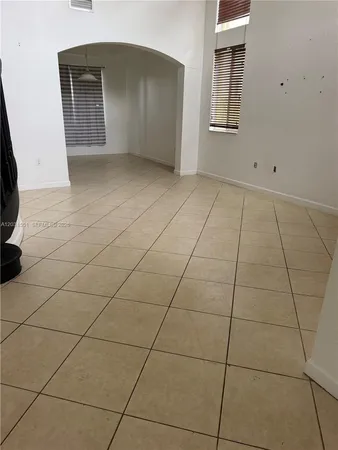 $3,900 | 3581 Northeast 11th Drive, Homestead, FL 33033