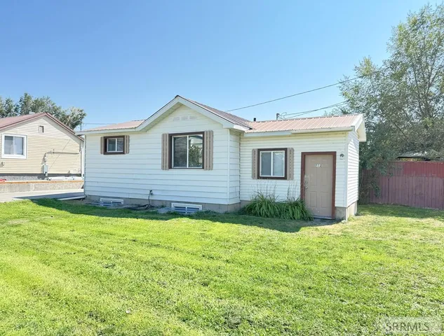 $212,500 | 112 Topaz Street, Blackfoot, ID 83221