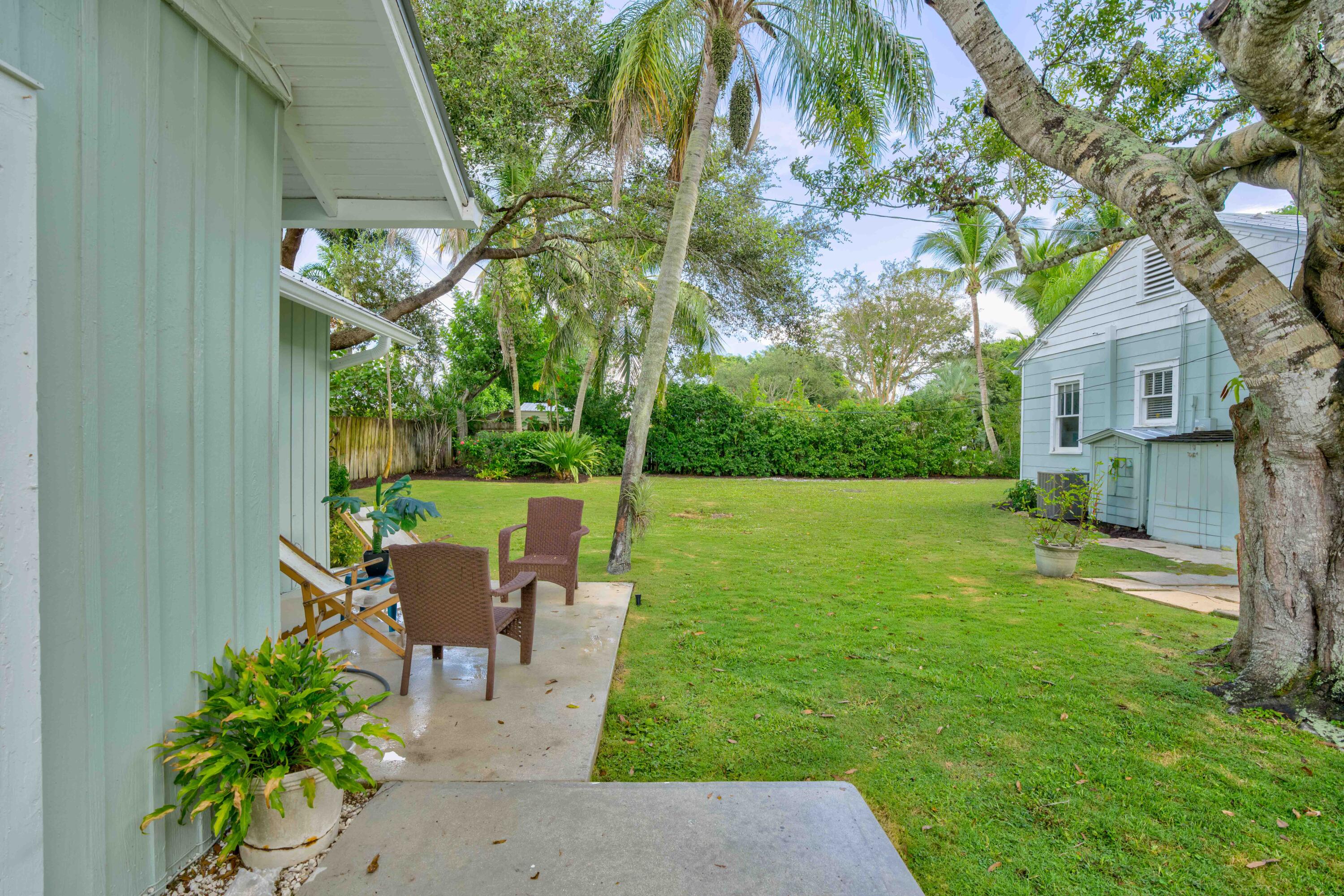 8955 Southeast Apollo Street Hobe Sound, FL 33455 - Photo 15 of 55 CAA3548A-679A-4F5C-A4A4-26455A1C95C1