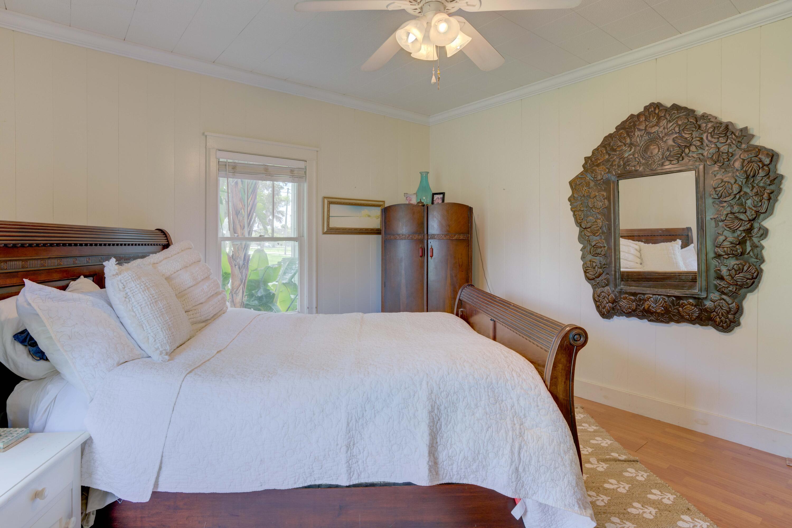 8955 Southeast Apollo Street Hobe Sound, FL 33455 - Photo 27 of 55 1224DAAD-2F3F-443F-B8C5-B0024306365C