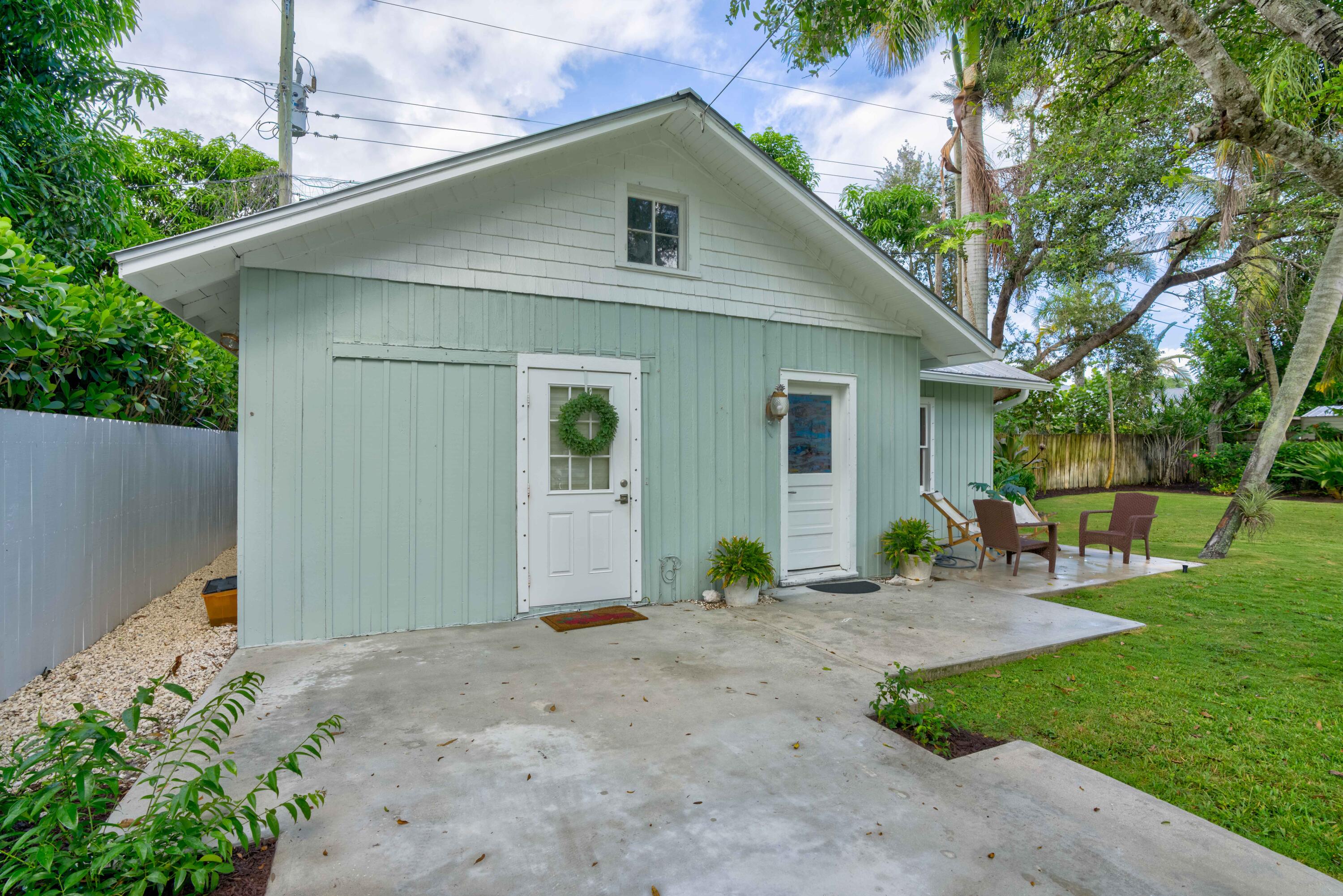 8955 Southeast Apollo Street Hobe Sound, FL 33455 - Photo 32 of 55 61D70B0A-7518-4F4A-9FD7-D4D6B9FB541A