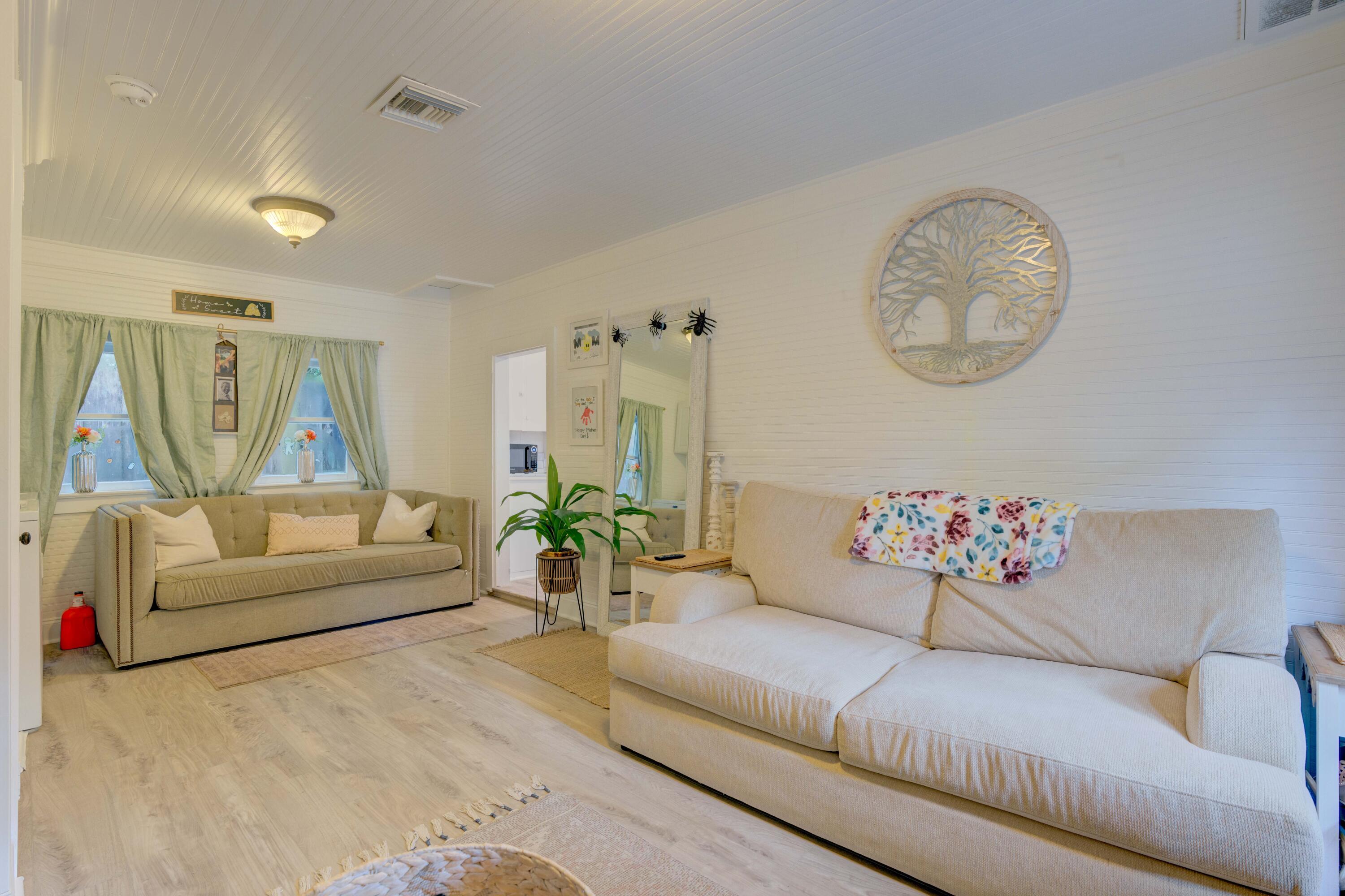 8955 Southeast Apollo Street Hobe Sound, FL 33455 - Photo 42 of 55 55F68A48-579F-4821-81B0-2CBC212E8F35