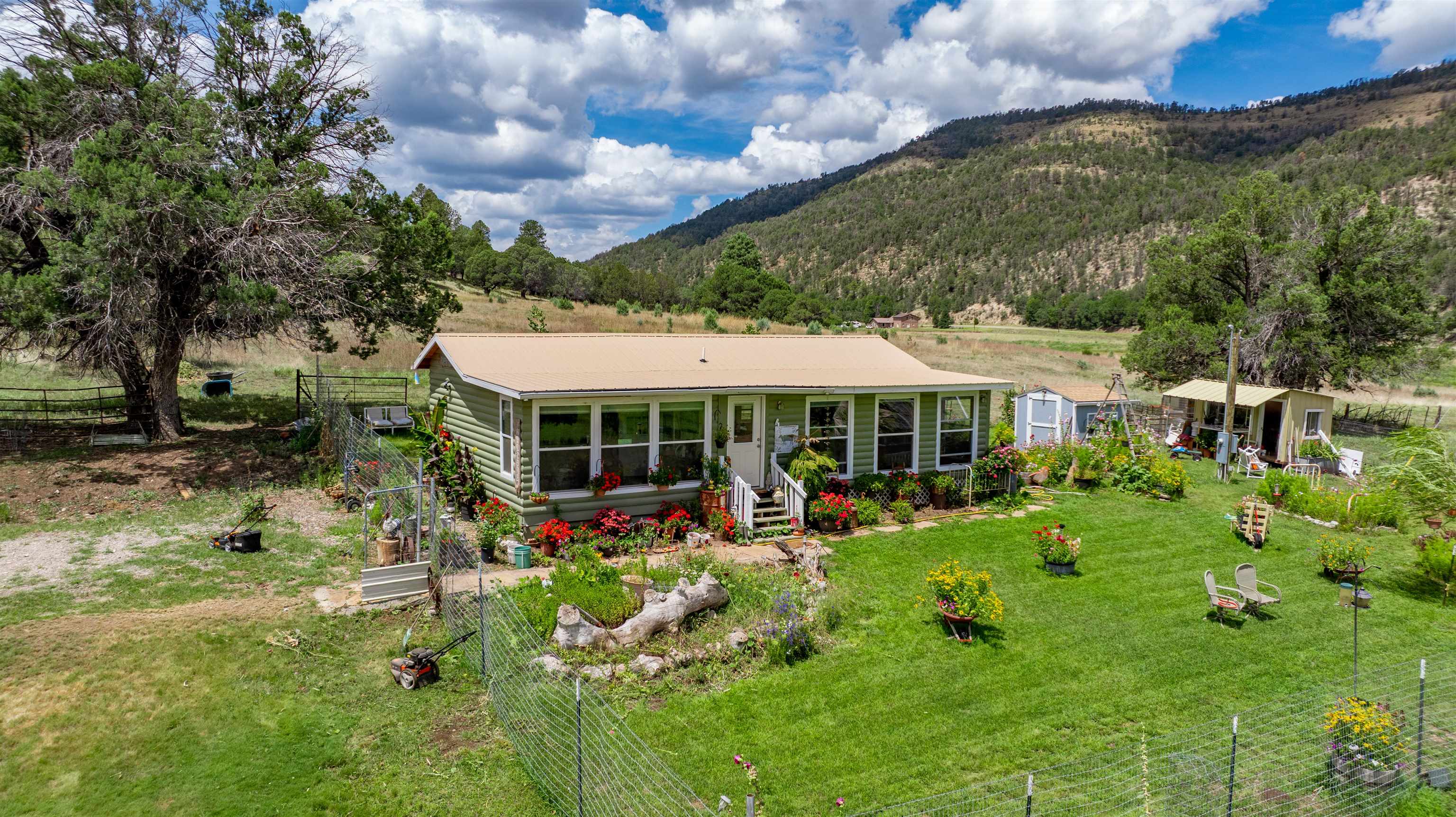 1752 Rio Penasco Road Mayhill, NM 88339 - Photo 3 of 37 Gallery Image 3