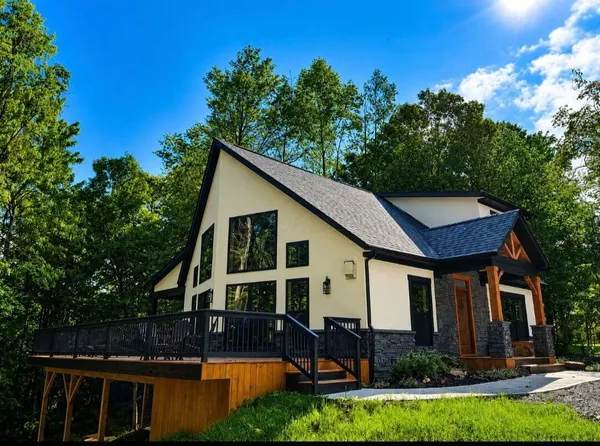 $859,000 | 5811 Township Road 250, Logan, OH 43138