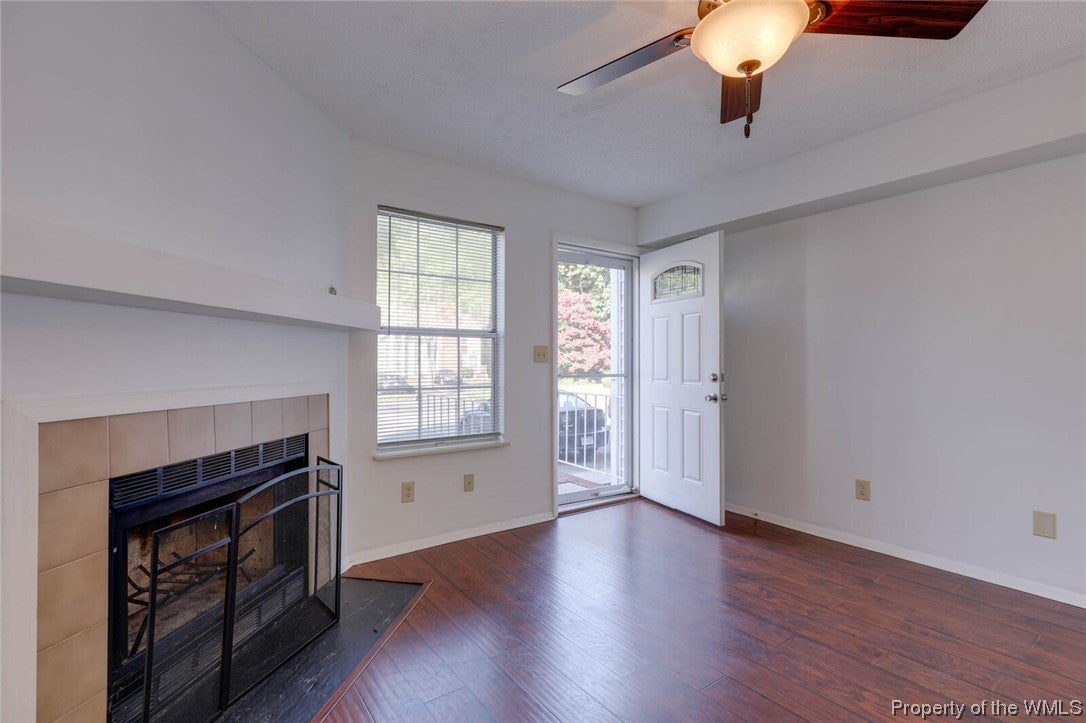 438 Lester Road, Unit 2 Newport News, VA 23601 - Photo 4 of 25 Gallery Image 4